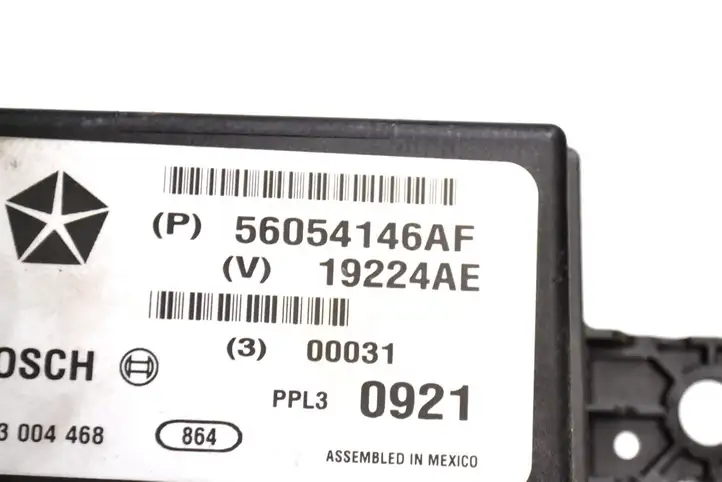 Jeep Grand Cherokee (2010 - 2021) 56054146AF Блок управления парктрониками — фото 5