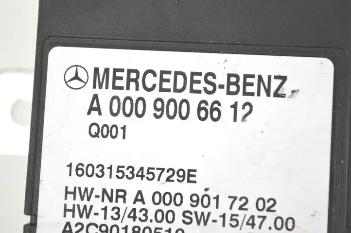 Mercedes-Benz GLC X253/C253 (2015 - ) A0009006612 Блок управления топливным насосом — фото 5