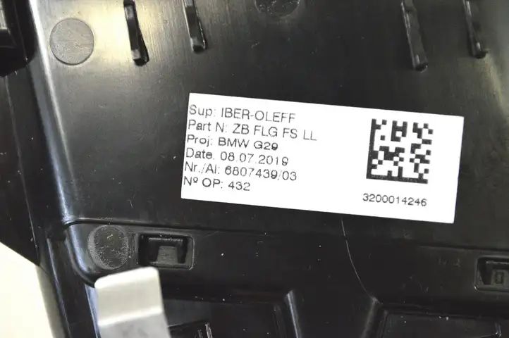 BMW Z4 G29 (2018 - ) 6807439 Воздушная решетка панели — фото 5