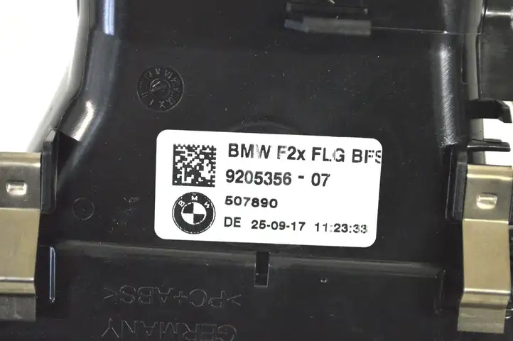 BMW 2 F22 F23 (2013 - 2017) 9205356 Воздушная решетка панели — фото 5