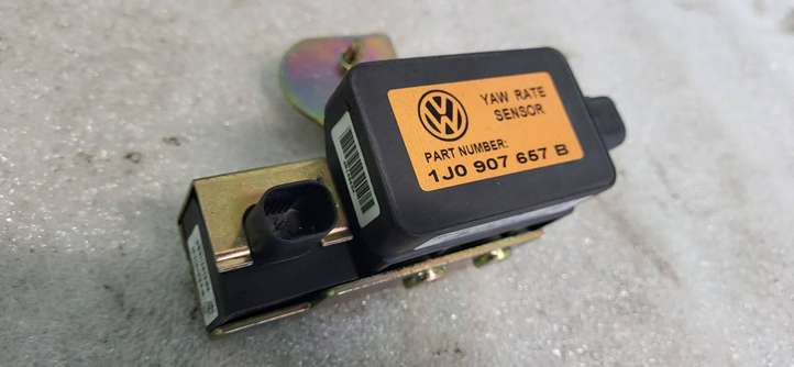 Audi A3/S3 8L (2000 - 2003)  1J0907657B Датчик ESP (системы стабильности) (датчик курсовой устойчивости))