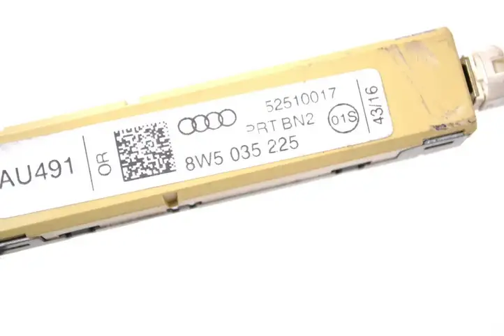 Audi A4 S4 B9 (2015 - 2019) 8W5035225 Усилитель антенны — фото 4