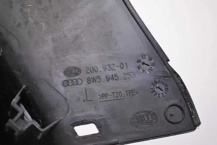 Audi A4 S4 B9 (2015 - 2019) 8W5945253 Прочая отделка багажника — фото 5