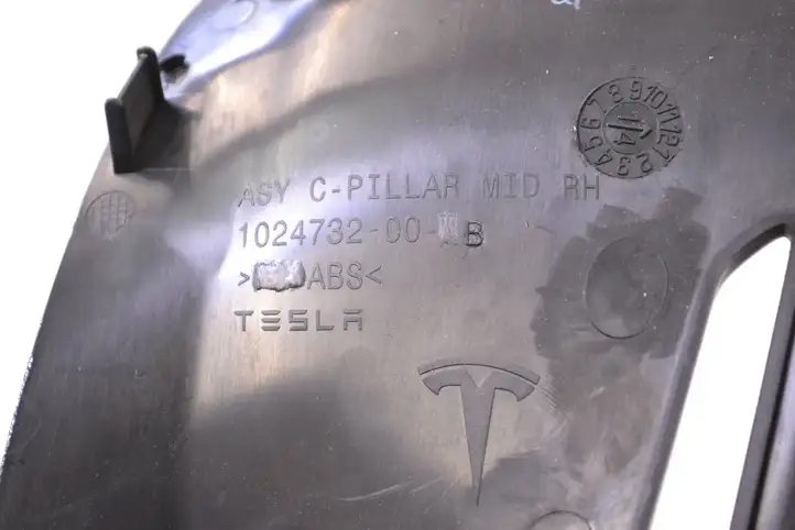 Tesla Model S (2012 - 2016) 102473200B Верхняя обшивка стойки B — фото 5