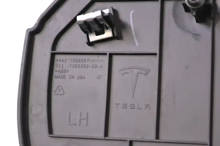 Tesla Model S (2012 - 2016) 102835900A Боковая отделка панели приборов — фото 5