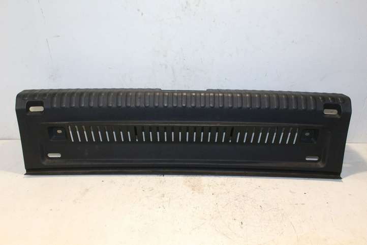 Volkswagen Tiguan (2007 - 2011)  5N0863459 Отделка порога багажника