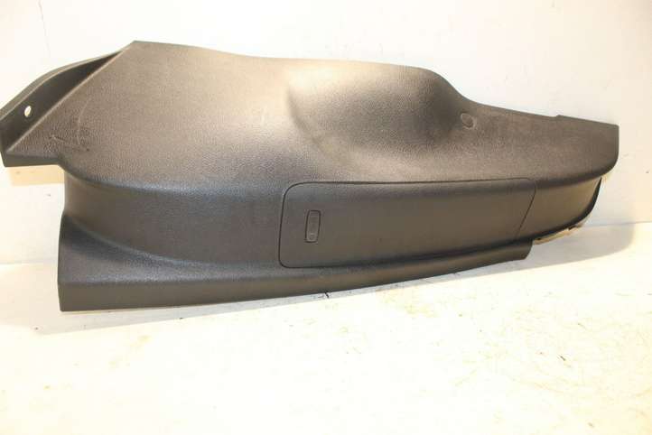 Volkswagen Tiguan (2007 - 2011)  5N0867765D Боковая подушка безопастности (стойка)