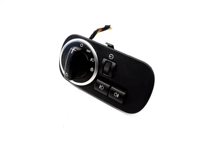Land Rover Discovery 4 - LR4 (2009 - 2013) AH2213A024AB Включатель фонарей — фото 2