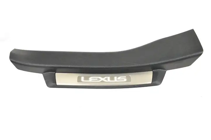 Lexus GS 250 300 350 300h 450h (2015 - 2020) 6794030061 Внутренняя отделка заднего порога — фото 1