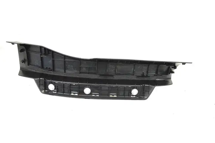Lexus GS 250 300 350 300h 450h (2015 - 2020) 6794030061 Внутренняя отделка заднего порога — фото 3