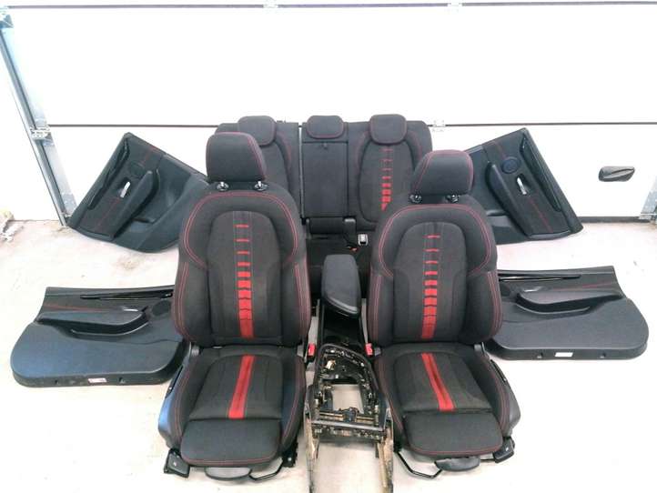 BMW 2 F45 (2014 - 2021)  9319575 Комплект салона