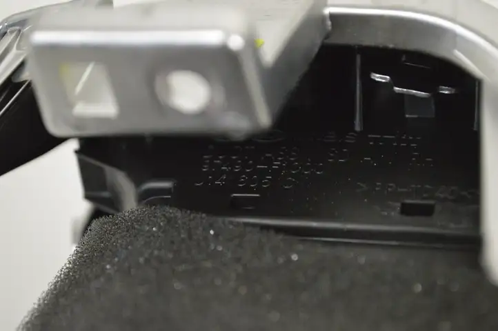 Kia Sportage (2016 - 2018) 97490F1000 Воздушная решетка панели — фото 6
