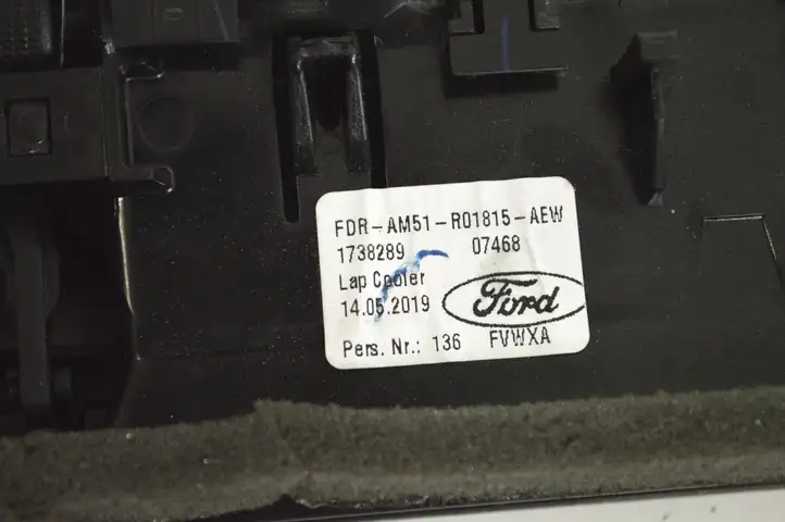 Ford Kuga II (2013 - 2019) AM51R01815AEW Воздушная решетка панели — фото 4