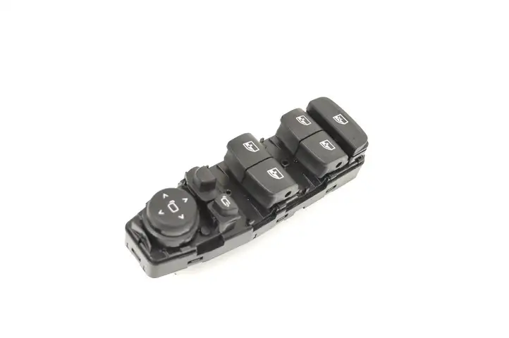 BMW 5 G30 G31 (2016 - ) 6832729 Кнопка стеклоподъемников — фото 2