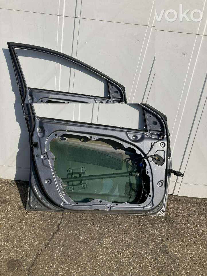 Hyundai i40 (2011 - )   Дверь