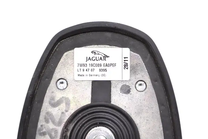 Jaguar XF X250 (2007 - 2015) 7W9319C089EA Крышка GPS-антенны — фото 5