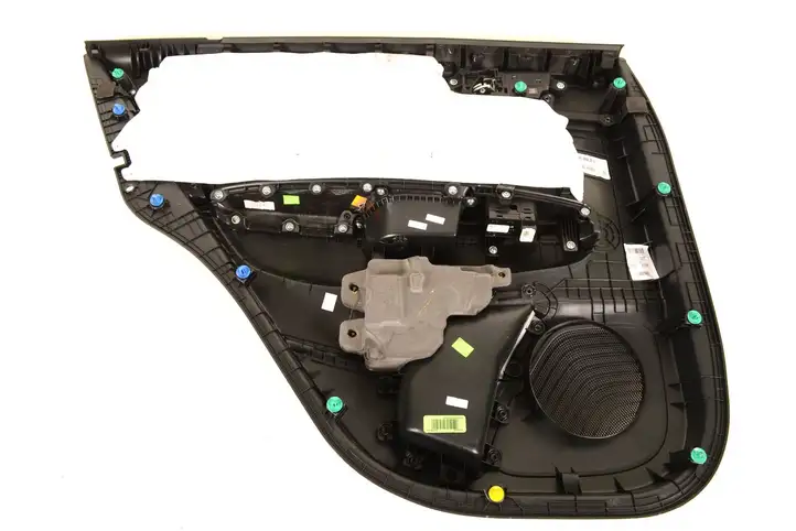 Kia Sportage (2016 - 2018) 83361F1000 Обшивка задней двери — фото 4