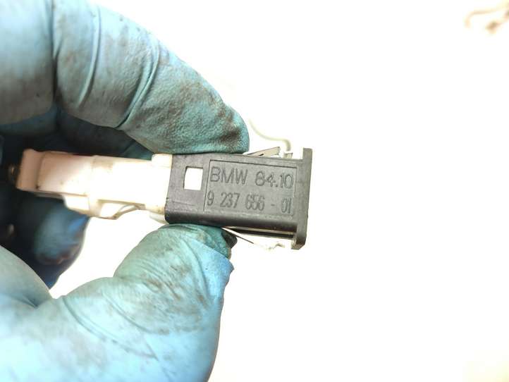 BMW 5 F10 F11 (2009 - 2016)  9237656 Разъем AUX