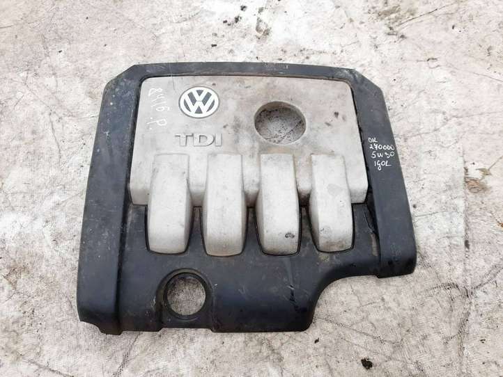 Volkswagen Touran I (2003 - 2010)  03g103925 Крышка двигателя (отделка)