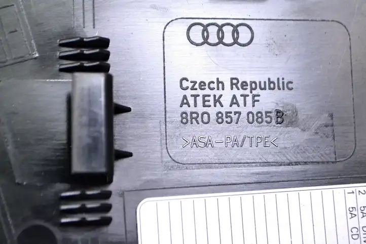 Audi Q5 SQ5 (2008 - 2012) 8R0857085B Боковая отделка панели приборов — фото 5