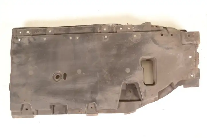 Toyota Prius (XW30) (2009 - 2015) 5839947011 Защита днища — фото 1