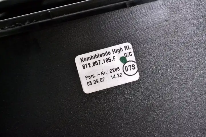 Audi A5 8T 8F (2007 - 2011) 8T2857185F Декоративная планка — фото 5