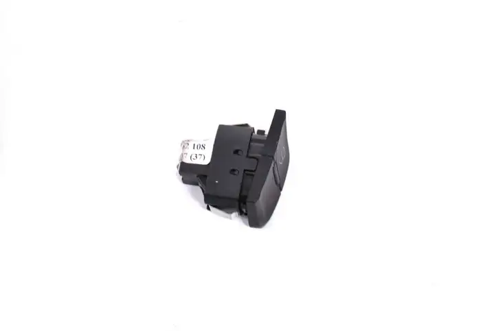 Audi A5 8T 8F (2007 - 2011) 8T0962108 Кнопка фаркопа в багажнике — фото 3