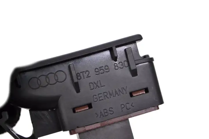 Audi A5 8T 8F (2007 - 2011) 8T2959830 Кнопка фаркопа в багажнике — фото 5