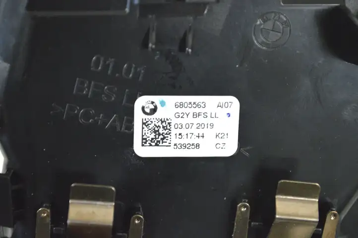 BMW 3 G20 G21 (2019 - ) 6805563 Воздушная решетка панели — фото 5