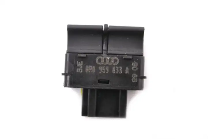 Audi TT TTS Mk2 (2006 - 2010) 8P0959833A Кнопка фаркопа в багажнике — фото 5