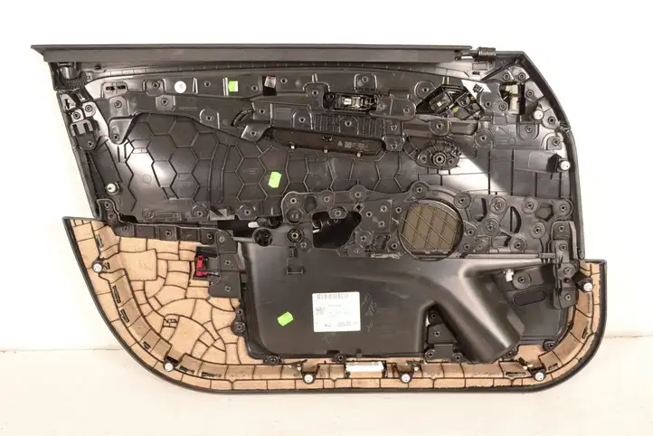 BMW 5 G30 G31 (2016 - ) Обшивка передней двери — фото 2