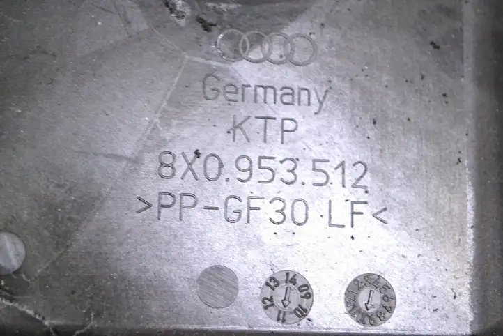 Audi A1 (2010 - 2014) 8X0953512 Обшивка рулевой колонки — фото 5