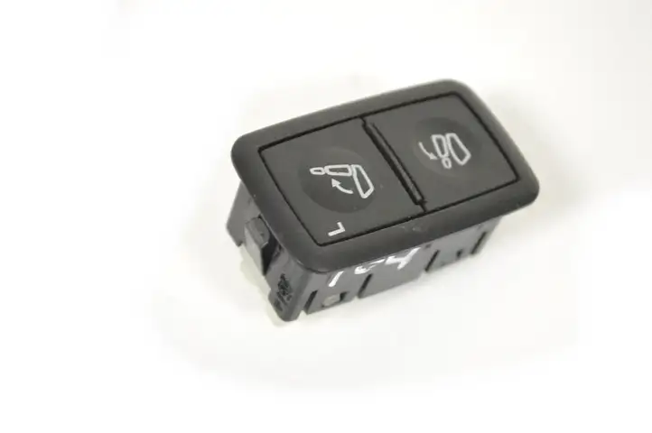 Mercedes-Benz GL X164 (2006 - 2012) A1648706810 Кнопка фаркопа в багажнике — фото 2