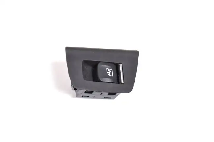BMW 5 G30 G31 (2016 - ) 2844357 Кнопка стеклоподъемников — фото 1