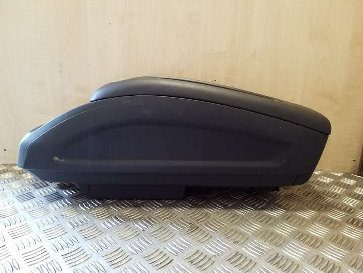 Citroen C4 Picasso (2013 - 2016)  9677314177 Подлокотник