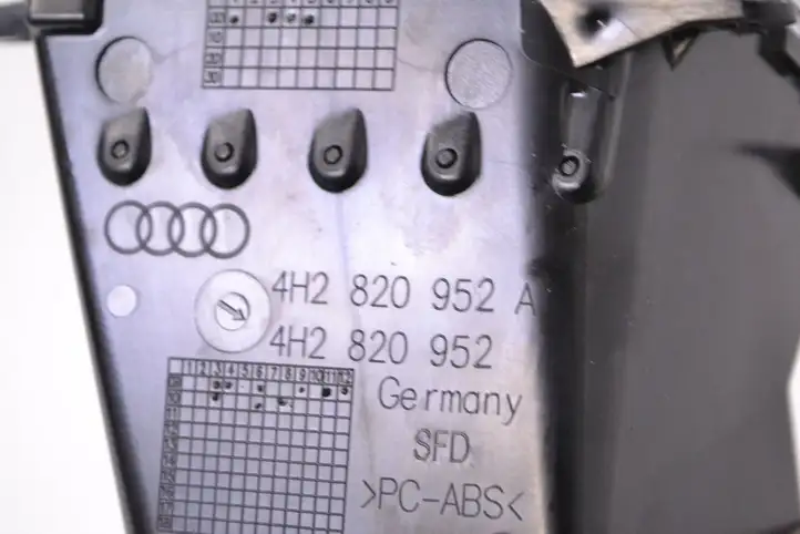 Audi A8 S8 D4 4H (2010 - 2014) 4H2820952 Воздушная решетка панели — фото 5