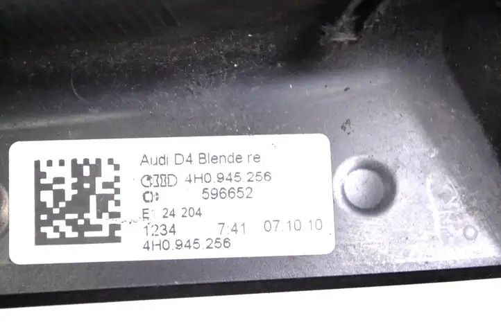 Audi A8 S8 D4 4H (2010 - 2014) 4H0945256 Прочая отделка багажника — фото 5