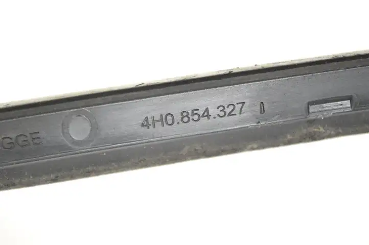 Audi A8 S8 D4 4H (2010 - 2014) 4H0854327 Накладка стоек лобового стекла — фото 4