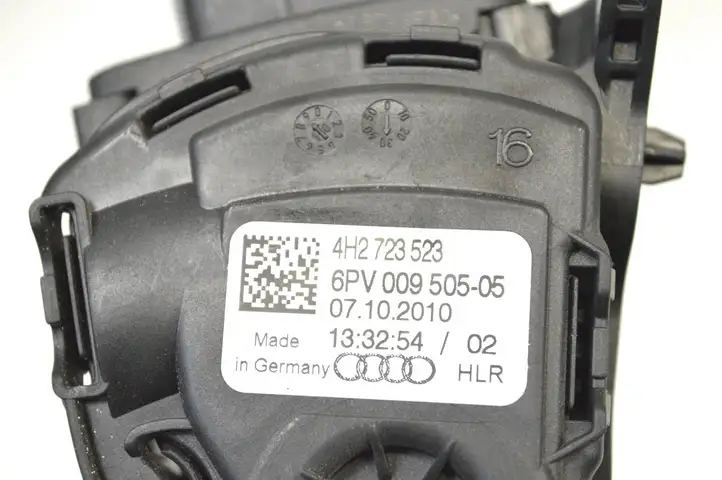 Audi A8 S8 D4 4H (2010 - 2014) 4H2723523 Педаль акселератора — фото 5