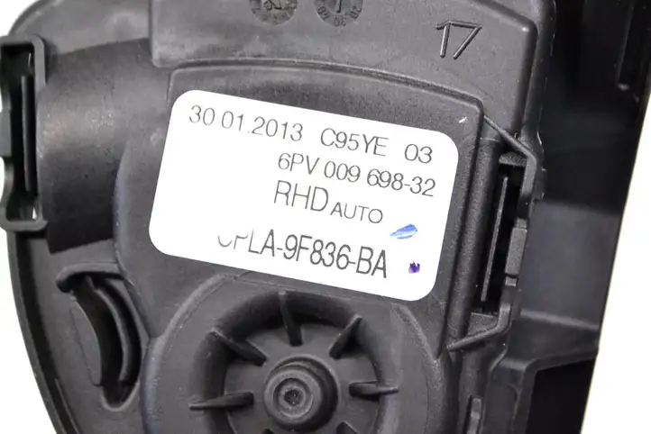 Land Rover Range Rover L405 (2012 - 2017) CPLA9F836BA Педаль акселератора — фото 4