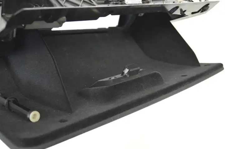 BMW 3 E90 E91 (2005 - 2012) 7075479 Вещевой ящик — фото 5