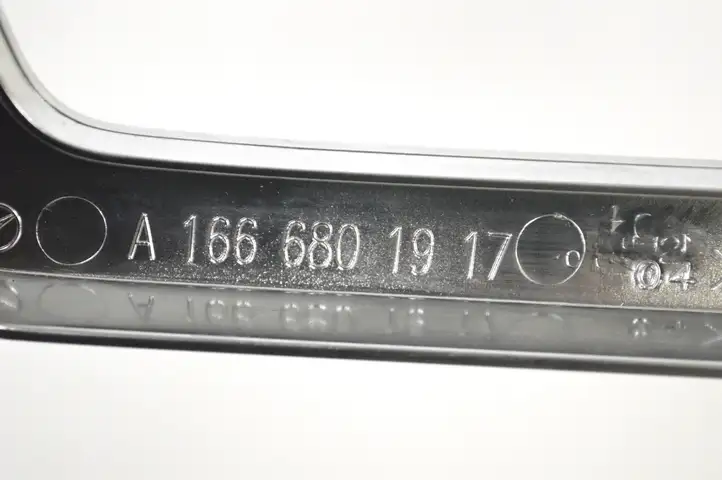 Mercedes-Benz GL X166 (2013 - 2019) A1666801917 Отделка магнитолы — фото 5