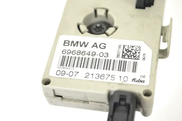 BMW 3 E92 E93 (2005 - 2014) 6968649 Усилитель антенны — фото 5