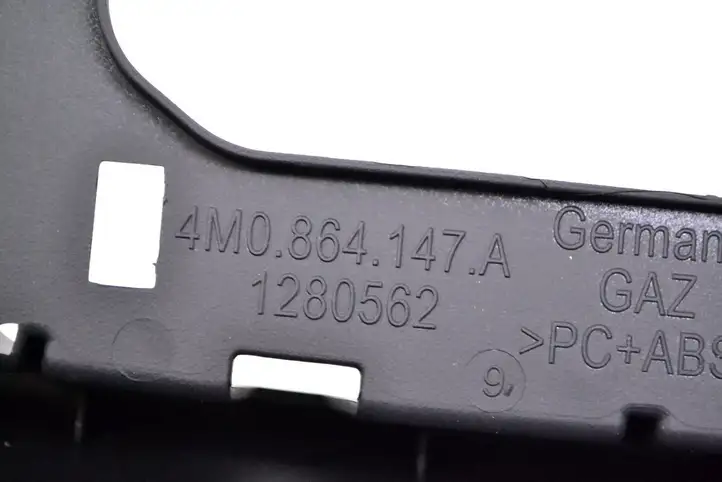 Audi Q7 4M (2015 - ) 4M0864147A Другая деталь консоли (туннеля) — фото 5