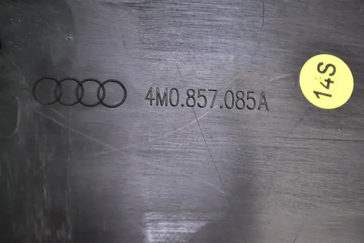 Audi Q7 4M (2015 - ) 4M0857085A Боковая отделка панели приборов — фото 5