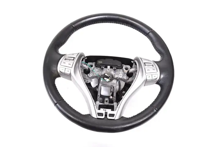 Nissan X-Trail T32 (2014 - 2021) Руль — фото 1