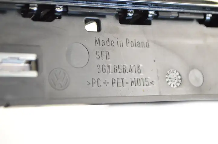 Volkswagen PASSAT B8 (2015 - ) 3G1858416 Воздушная решетка панели — фото 5