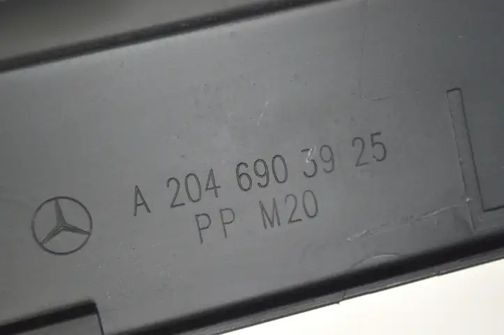 Mercedes-Benz C W204 (2007 - 2014) A2046903925 Внутренняя отделка заднего порога — фото 5