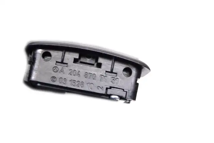 Mercedes-Benz C W204 (2007 - 2014) A2048707151 Кнопка закрытия багажника — фото 5