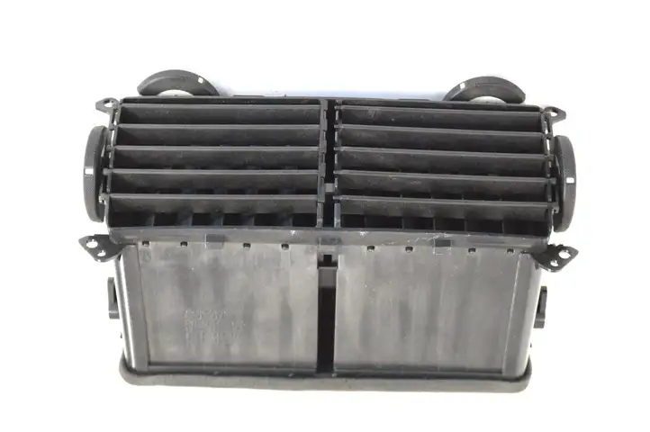 Suzuki Grand Vitara II (2008 - 2012) 7361064J0 Воздушная решетка панели — фото 3